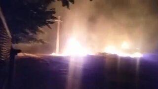 Korku dolu anlar! Elektrik trafosu bomba gibi patladı