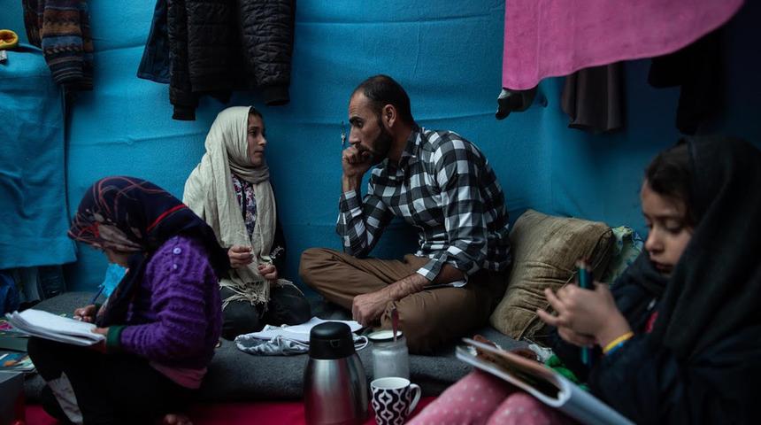 İngiliz basını duyurdu! Afgan göçmenlerin Türkiye'ye gelişi sürüyor