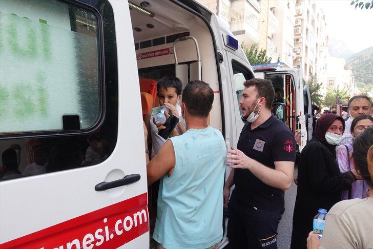 Manisa'da elektrik panosundan çıkan yangında dumandan etkilenen 8 kişi hastaneye kaldırıldı G1