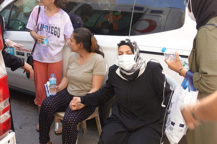 Manisa'da elektrik panosundan çıkan yangında dumandan etkilenen 8 kişi hastaneye kaldırıldı G2