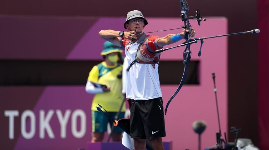Mete Gazoz Tokyo'da çeyrek finalde