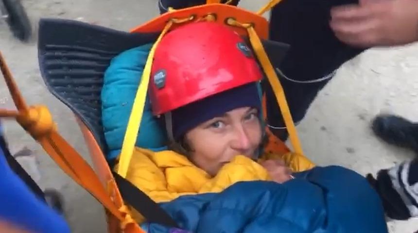 Kaçkarlarda düşüp yaralanan 2 Ukraynalı dağcı, 33 saatte kurtarıldı