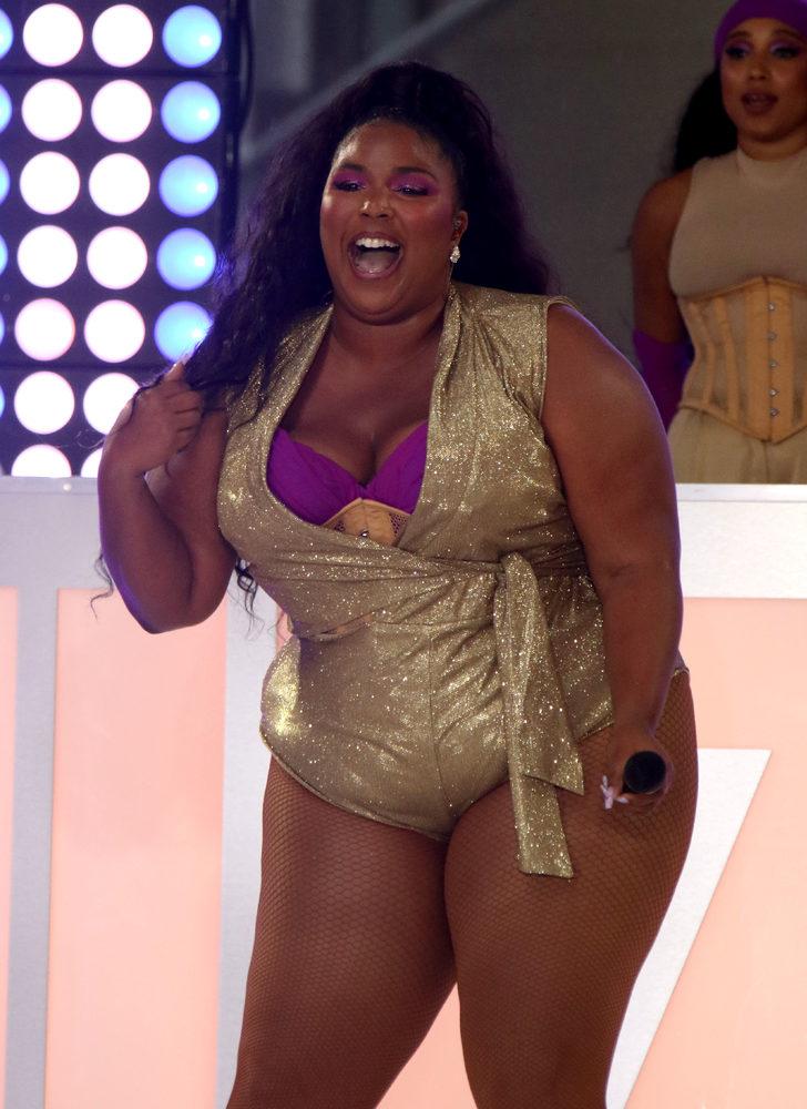 Lizzo isyan etti! "Üzerine atlayıp hayranımı öldürmedim" G4