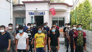 Hepsi tek bir minibüsten çıktı! Polis bile şaşkına döndü