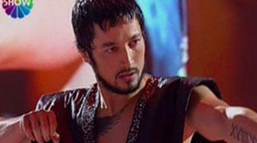 Yeşil sahalardan dizi setlerine: Bir dönemin gol kralı İlhan Mansız'ın oyunculuk yeteneklerini sergilediği 4 dizi