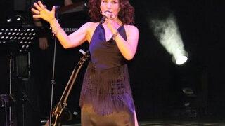 Sertab Erener'den anlamlı hareket