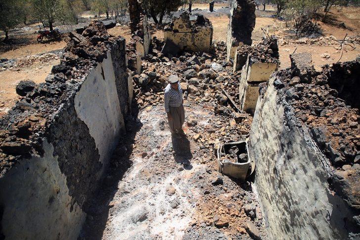 Mersin'deki orman yangınında evi kullanılamaz hale gelen mahalle sakini, üzüntüsünü anlattı: G5