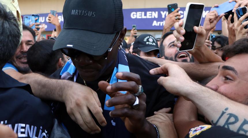 Adana’da Mario Balotelli izdihamı