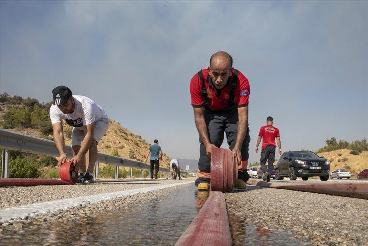 GÜNCELLEME - Mersin Silifke'deki orman yangınını söndürme çalışmaları devam ediyor G2