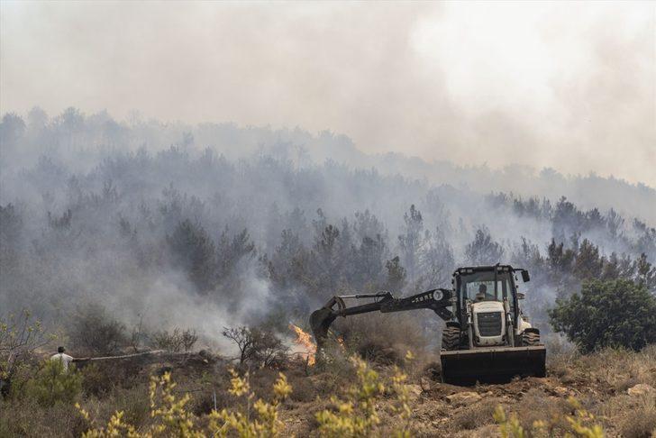 GÜNCELLEME - Mersin Silifke'deki orman yangınını söndürme çalışmaları devam ediyor G4