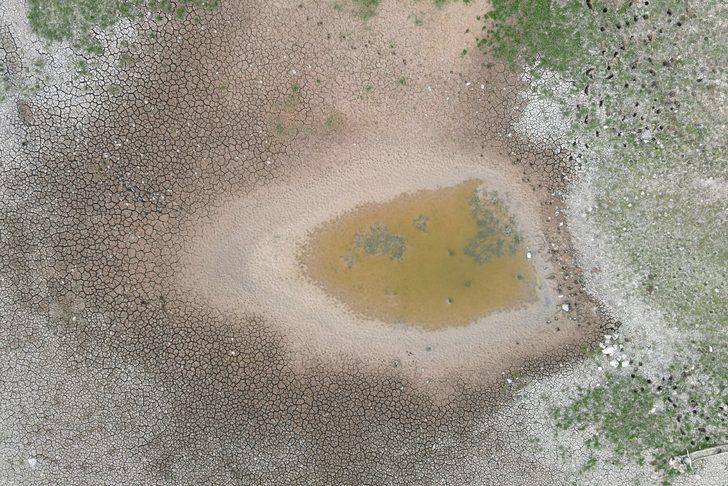 Gümüşhane'de kahreden görüntü! Dipsiz Göl “Dipsiz Çöl” oldu G3