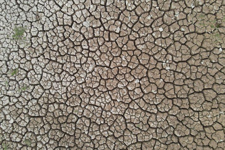 Gümüşhane'de kahreden görüntü! Dipsiz Göl “Dipsiz Çöl” oldu G4