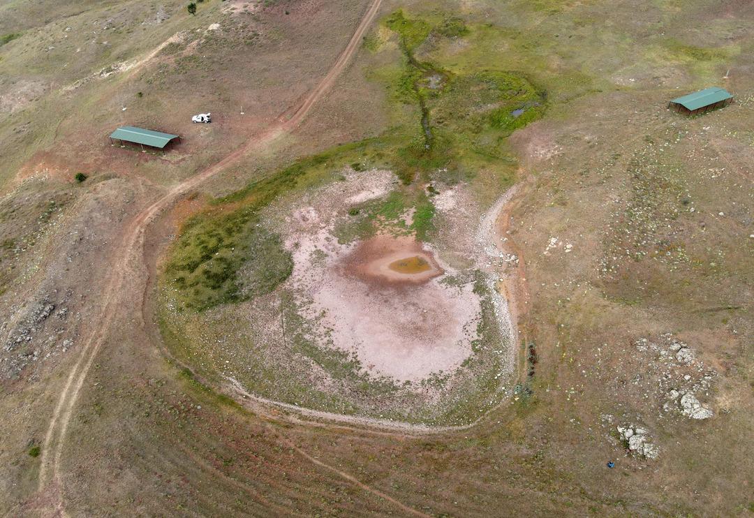 G&uuml;m&uuml;şhane'de kahreden g&ouml;r&uuml;nt&uuml;! Dipsiz G&ouml;l &ldquo;Dipsiz &Ccedil;&ouml;l&rdquo; oldu