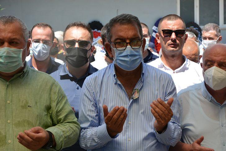 Türkiye Okçuluk Federasyonu Başkanı Abdullah Topaloğlu'nun eşi toprağa verildi G4