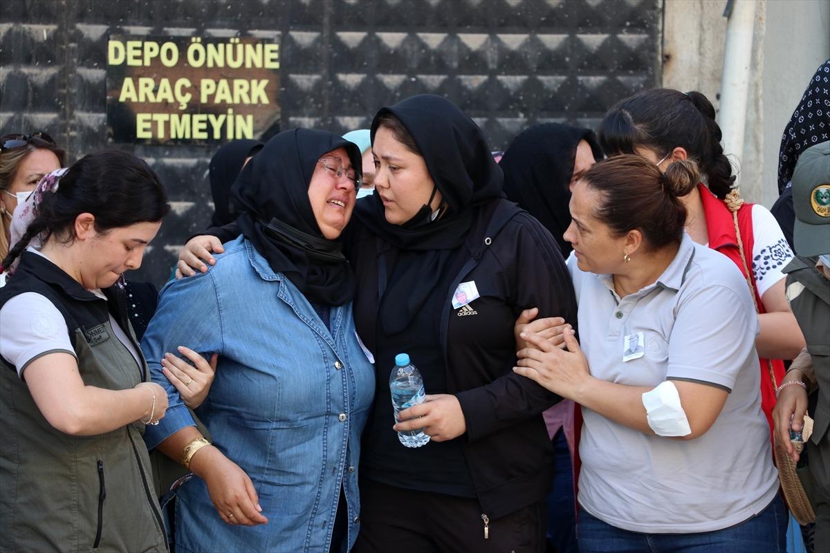 Manavgat'taki orman yangınında yaşamını yitiren Yaşar Cinbaş i&ccedil;in Manisa'da t&ouml;ren d&uuml;zenlendi