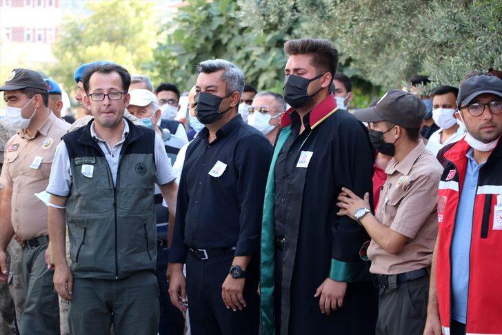 Manavgat'taki orman yangınında yaşamını yitiren Yaşar Cinbaş için Manisa'da tören düzenlendi G3