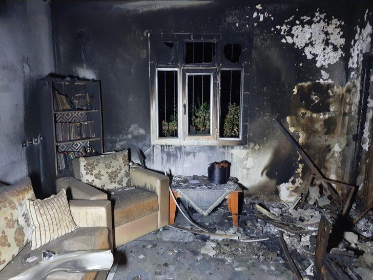 Türk Kızılaydan Mersin'deki orman yangınında çeyizi zarar gören genç kıza destek G3