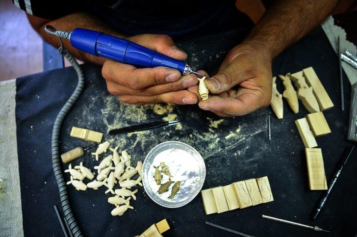 Konyalı ustanın Hz. İbrahim'in kıssasını nakşettiği tespih, otomobil parasına satıldı G1