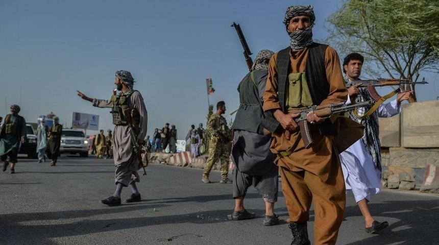 Afganistan Cumhurbaşkanı Gani: &Uuml;lkedeki durumdan, birden &ccedil;ekilme kararı alan ABD sorumlu