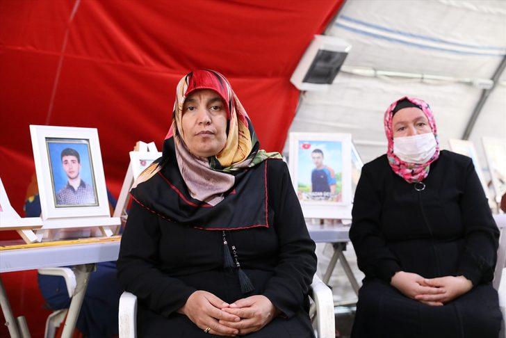 Kardeşine kavuşan abladan oturma eyleminin 700'üncü gününde Diyarbakır annelerine destek ziyareti G1