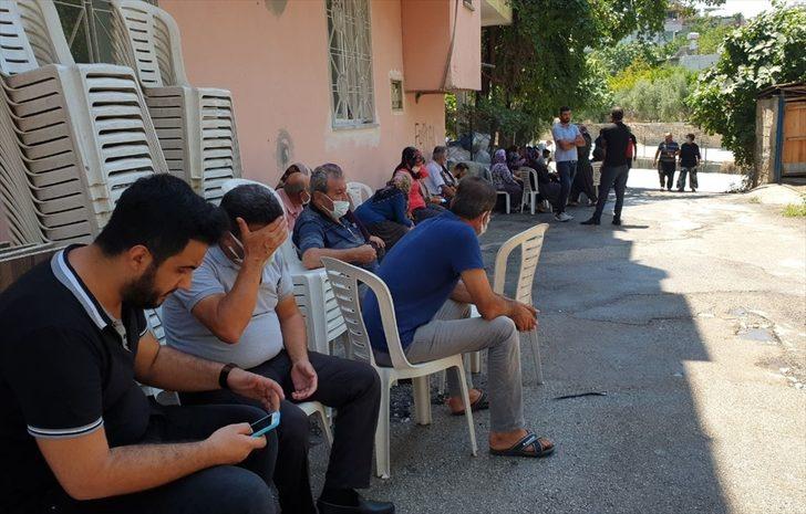 Antalya'da cesedi bulunan üniversite öğrenci Azra Gülendam'ın Osmaniye'deki babaevinde üzüntü hakim G2