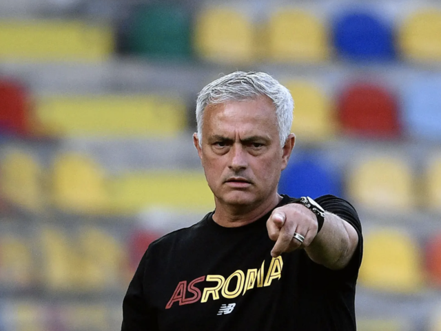 Trabzonspor'un rakibi Mourinho!