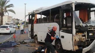 Manavgat'ta feci kaza: 3 ölü, 5 yaralı