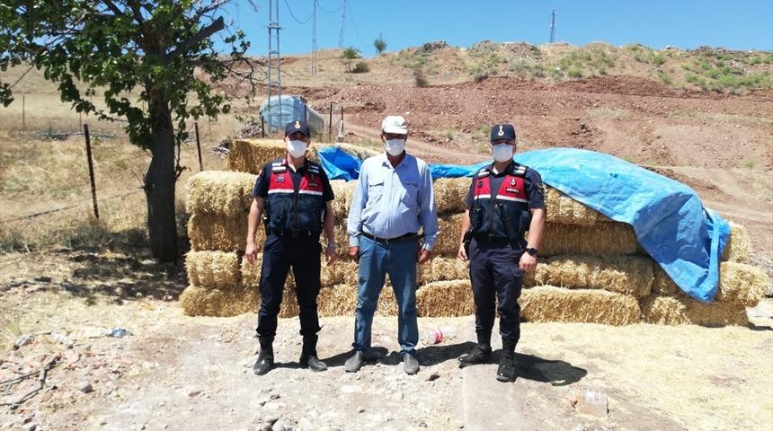 Kırıkkale'de çalınan saman balyaları Çankırı'da bulundu