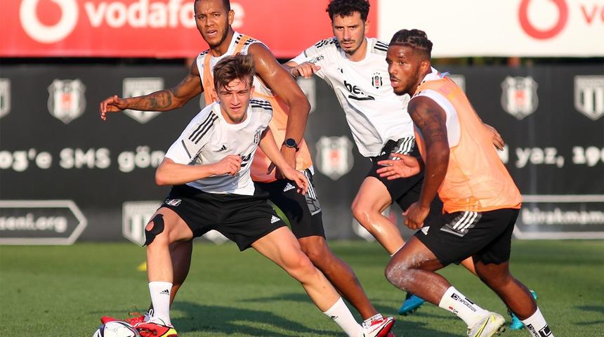 Valentin Rosier, Beşiktaş’la ilk antrenmanına çıktı