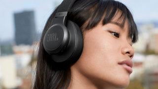 JBL Live 660NC ve Live Pro Plus dikkatleri çekti