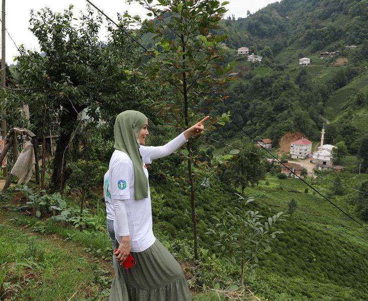 Kurduğu dernekle binlerce insana yardım ediyor! İşte Gamze Özçelik'in yaptığı hayır işleri... G1