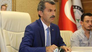 Kocaali Belediyesi Meclisi üyeleri, huzur haklarını yangın mağdurları için Türk Kızılay'a bağışladı