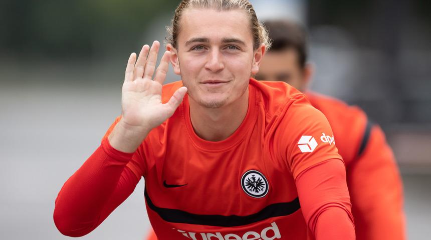 Ali Akman kiralık olarak gönderiliyor