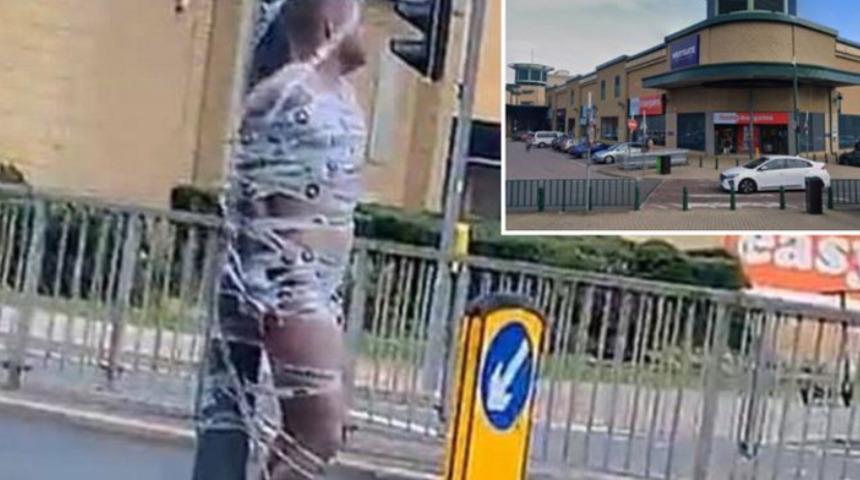 İngiltere'de şaşkına çeviren görüntü! Yarı çıplak bırakıp direğe bağladılar