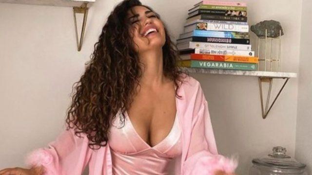 Galatasaray'ın efsane futbolcusu Sneijder'in eski eşi Yolanthe Cabau’dan lezbiyen ilişki itirafı