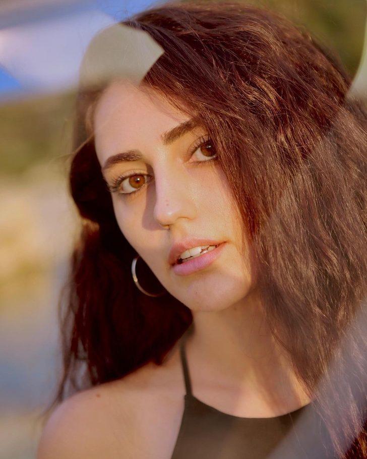 Görenler ayırt edemedi! Bir Zamanlar Çukurova'nın "Gülten"i Selin Genç bakın kime benzetildi! G4