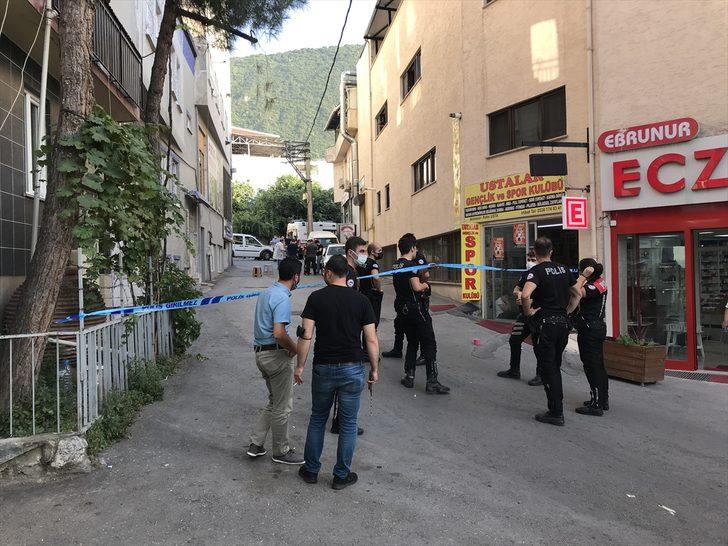 Bursa'da bir kişinin öldüğü silahlı kavgayla ilgili 3 şüpheli yakalandı G2