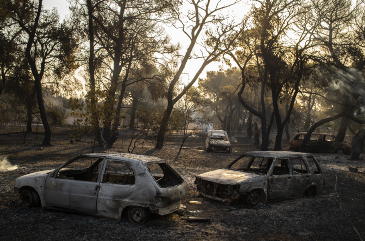 Atina’daki yangın kontrol altına alındı: 12 bin 500 dönüm alan küle döndü G2
