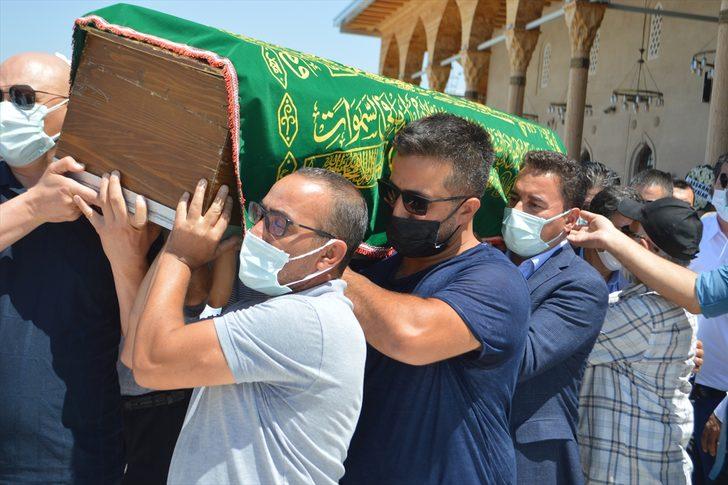 DEVA Partisi Genel Başkanı Babacan'ın kayınpederinin cenazesi Afyonkarahisar'da toprağa verildi G4