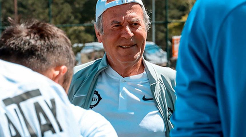 Altay'da Mustafa Denizli 7'de 7 yaptı