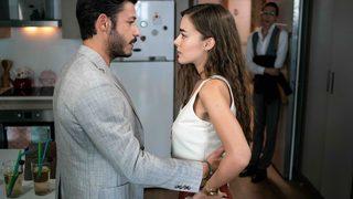 Cam Tavanlar neden final yapıyor? Show TV dizisinden üzen final kararı!