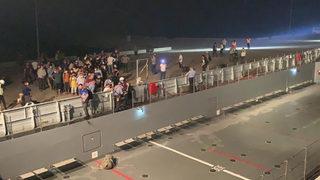 Milas'ta vatandaşlar çıkarma gemileriyle tahliye ediliyor