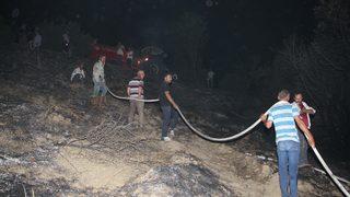 Manisa'da zeytinlik alanda çıkan yangın söndürüldü