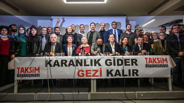 Gezi Parkı davasında yargılanan 16 kişi hakkındaki beraat kararı bozuldu