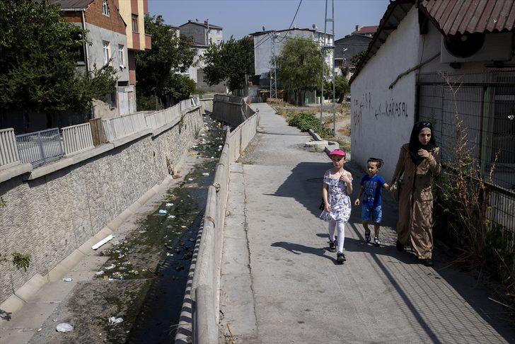 Avcılar Yeşilkent Deresi'ndeki kötü koku ve kirlilik rahatsızlık veriyor G4