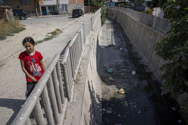 Avcılar Yeşilkent Deresi'ndeki kötü koku ve kirlilik rahatsızlık veriyor G5