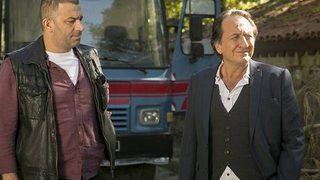 Arka Sokaklar’ın Mesut’u Şevket Çoruh’un kızı Gülenay Çoruh dizi setlerine geliyor!