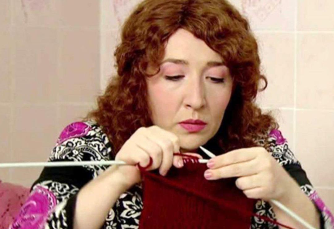 Seksenler dizisinin yıldızı Yasemin &Ccedil;onka'nın oğlunu g&ouml;renler şoke oldu! 