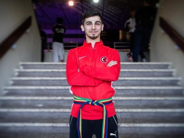 Eray Şamdan kimdir? Eray Şamdan kaç yaşında ve nereli?