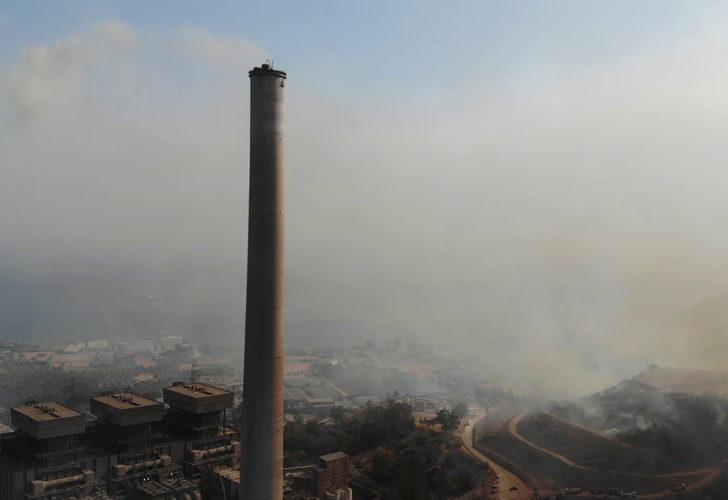 Drone ile görüntülendi! Alevler Kemerköy Termik Santraline böyle ilerledi G4